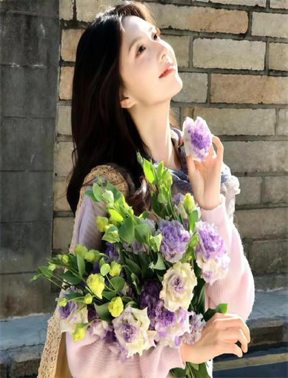 《夫荣妻贵》象征隐喻先锋解析：符号意义与深层寓意探讨，影院同步